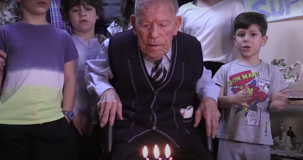 Испанский сапожник рассказал, как ему удалось дожить до 112 лет
