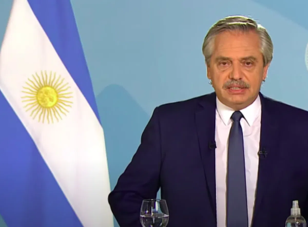 Президент Аргентины упрекнул власти Испании в цензуре