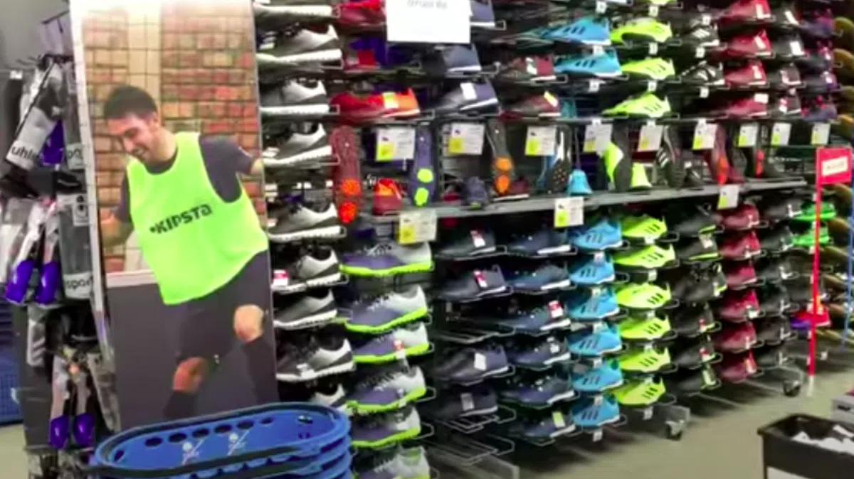 Магазины Decathlon открыли тысячу вакансий в Испании