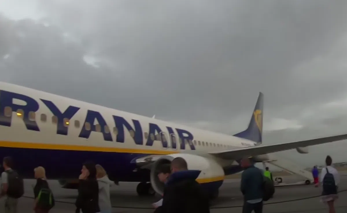Из-за забастовки сотрудников Ryanair в Испании за день отменили 54 авиарейса
