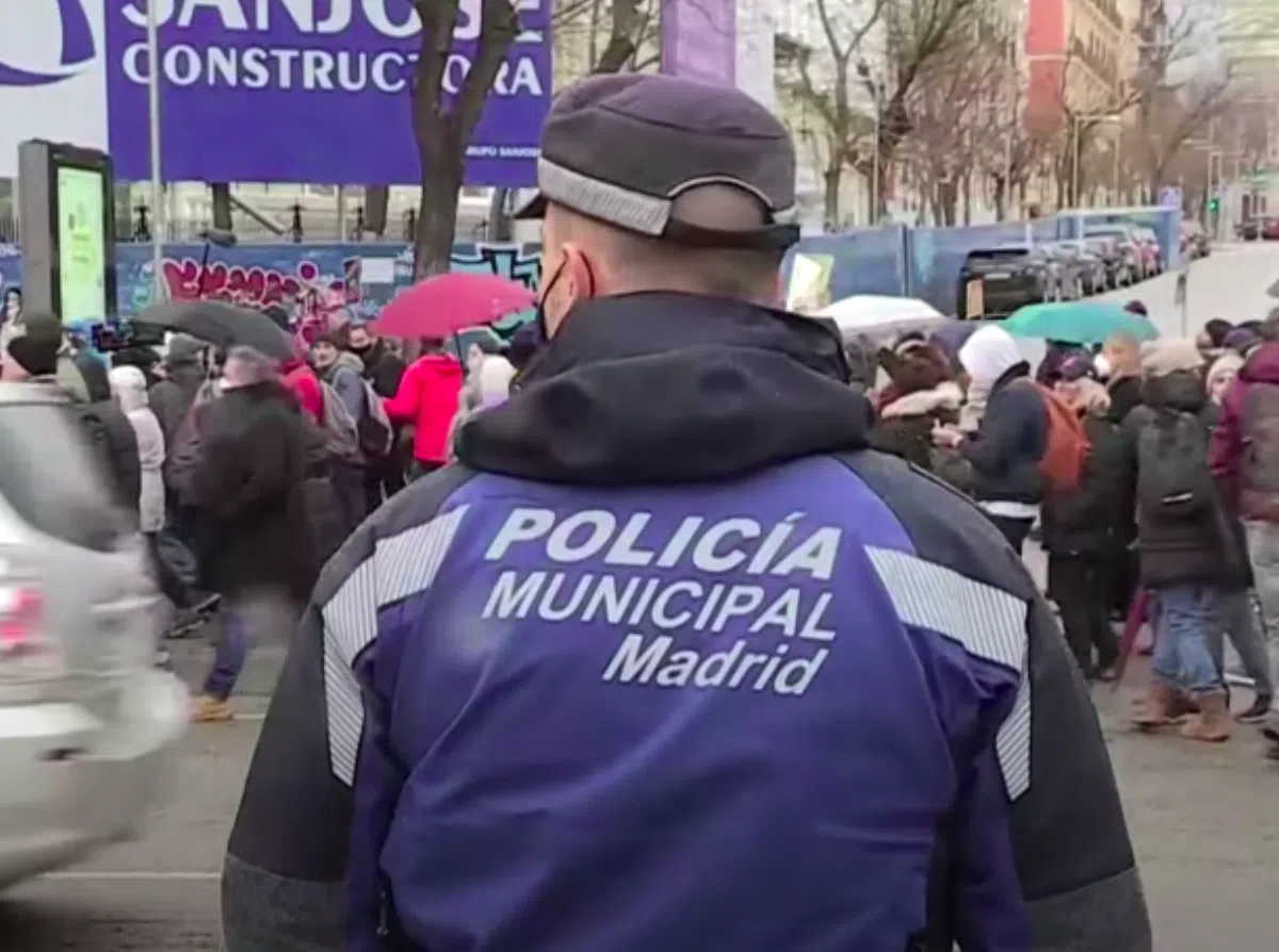 В Мадриде прошли протесты против использования масок