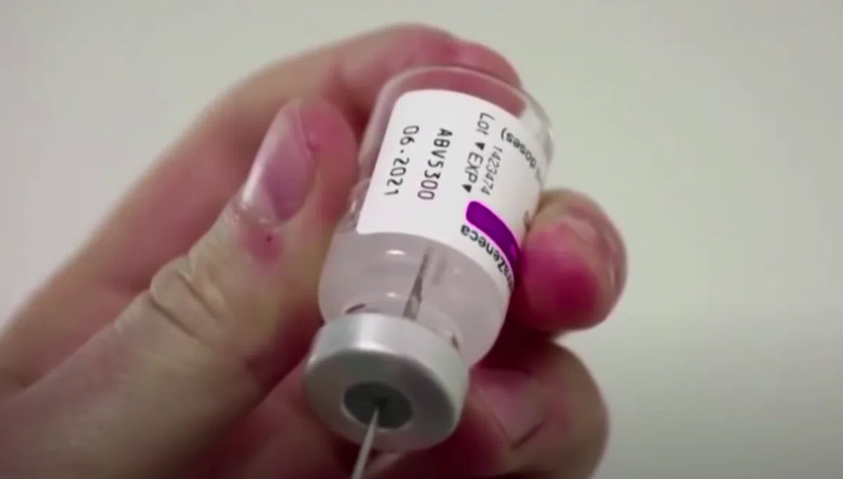 Испания пока откажется от вакцины AstraZeneca