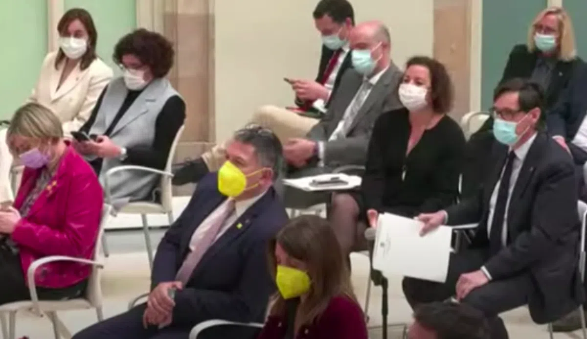 Парламент Каталонии не утвердил Арагонеса на пост главы региона
