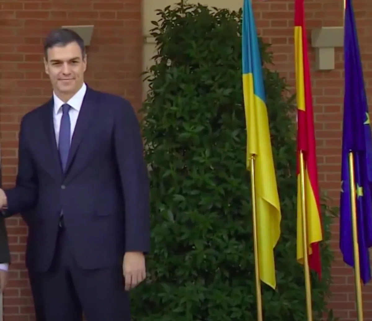 Председатель правительства Испании Педро Санчес посетит Украину