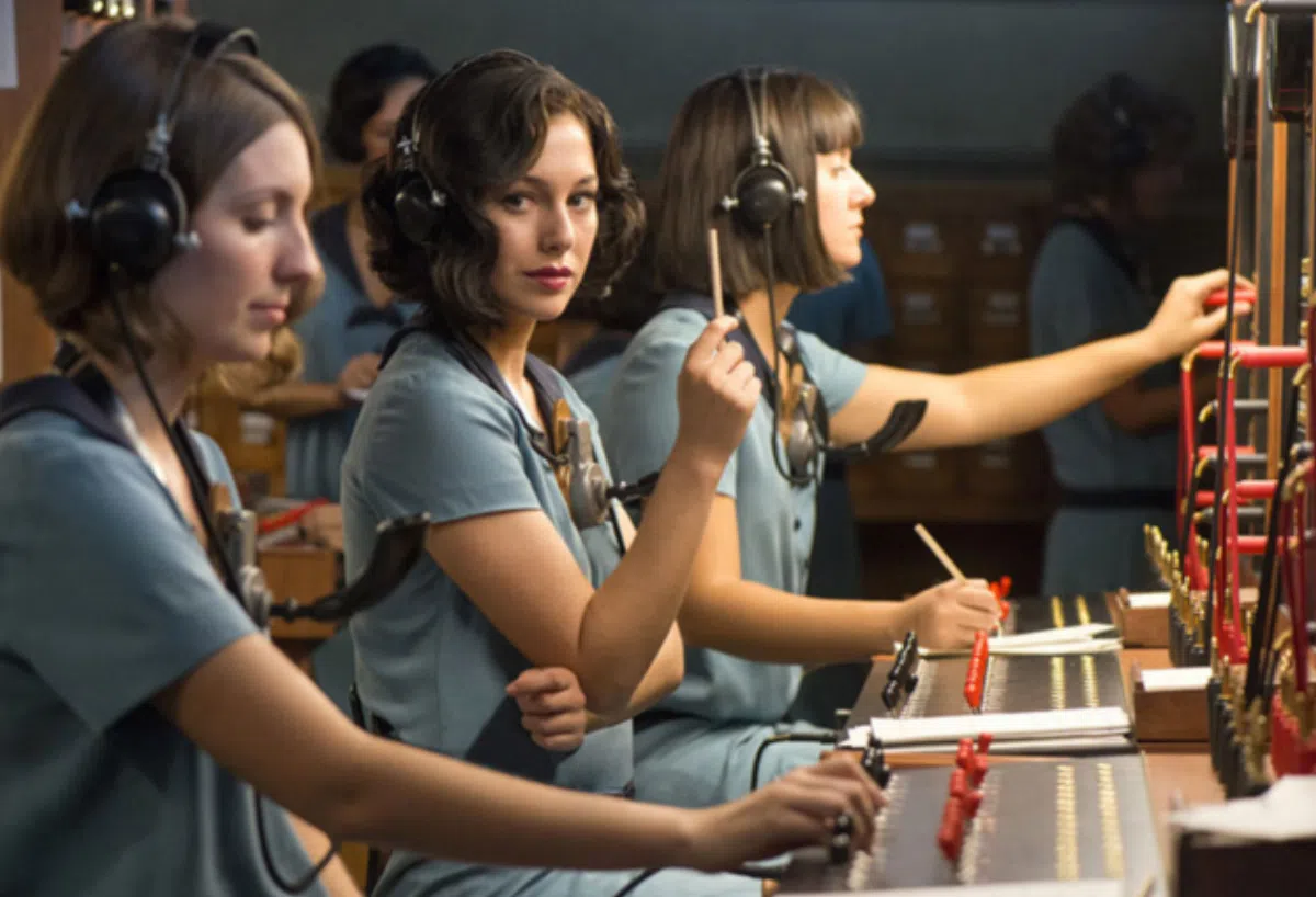 Платформа Netflix запустила сериал "Телефонистки", полностью снятый в Испании