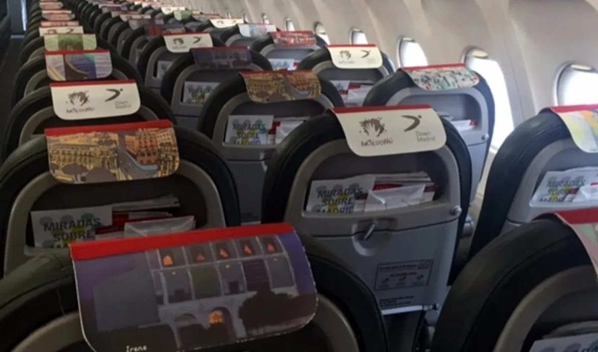 Iberia Express разместила на подголовниках рисунки художников с синдромом Дауна