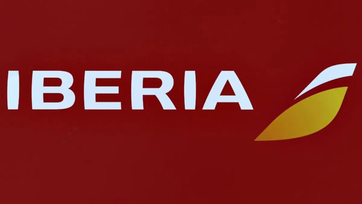 С логотипа авиакомпании Iberia исчезнет корона