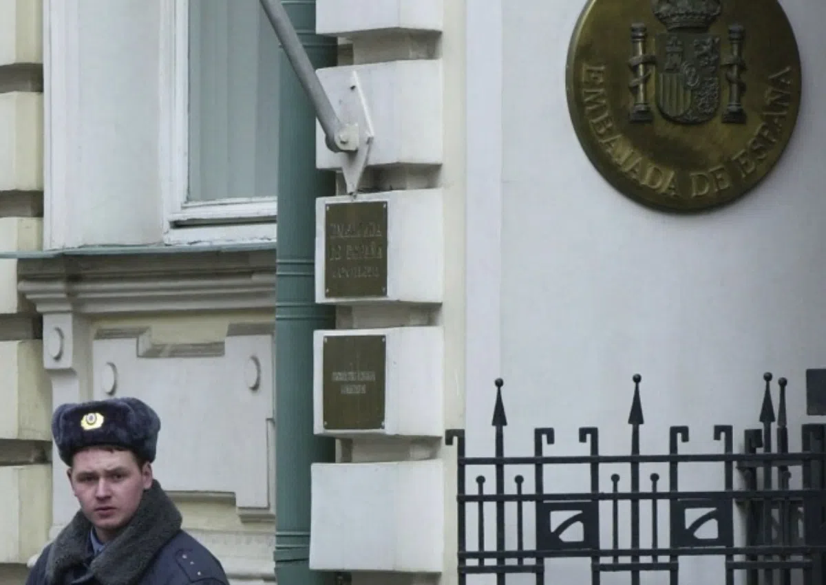 Житель Брянска устроил драку в посольстве Испании в Москве