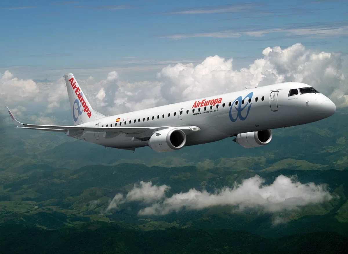 Vueling и Air Europa запустят прямые рейсы из Малаги в Петербург
