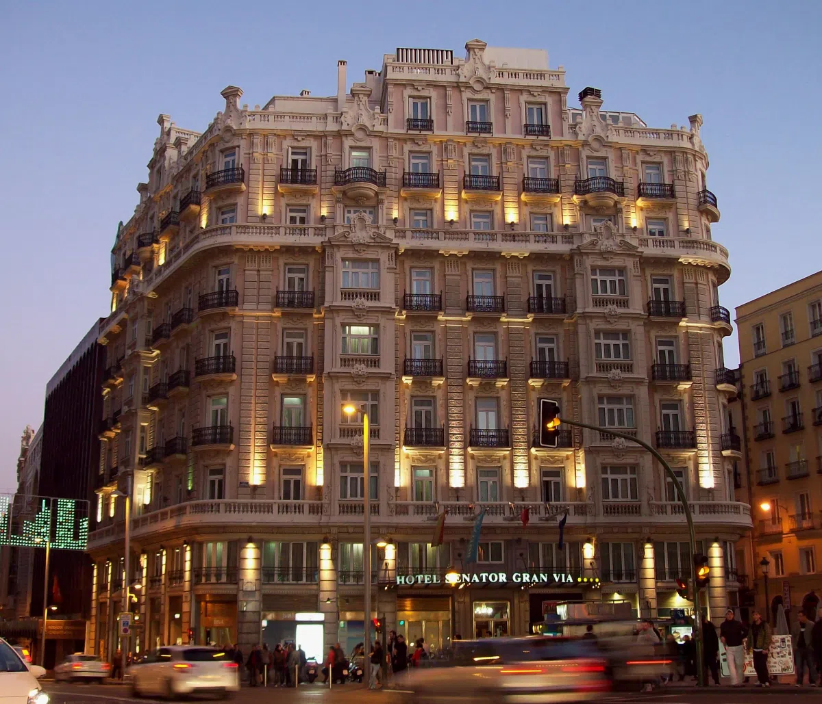В Мадриде продается здание отеля Senator Gran Vía 21