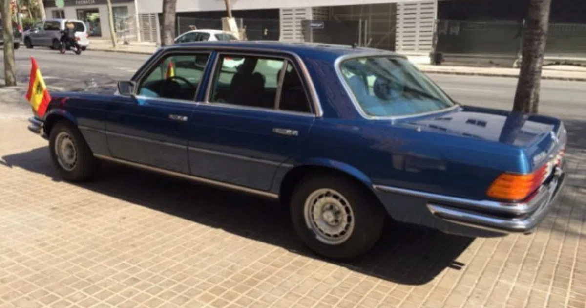Mercedes короля Хуана Карлоса ушёл с торгов за 39 500 евро