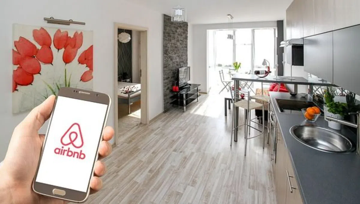 Это нужно сделать сразу, если вы воспользовались Airbnb