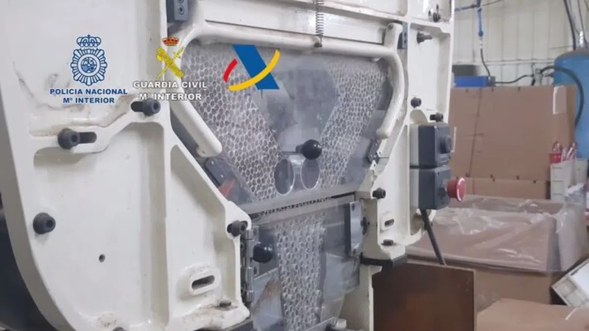 В Малаге за подпольное производство сигарет задержаны граждане Украины, России и Латвии