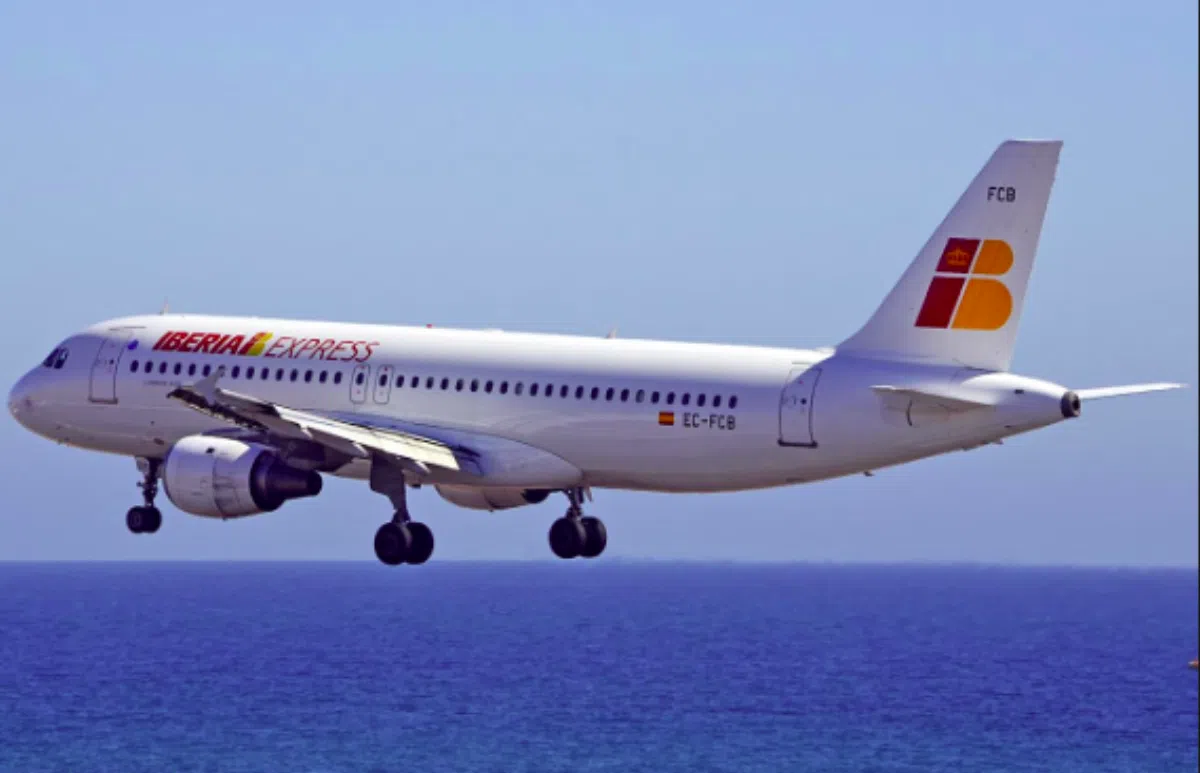 Iberia Express отмечает свое четырехлетие скидками в 40%