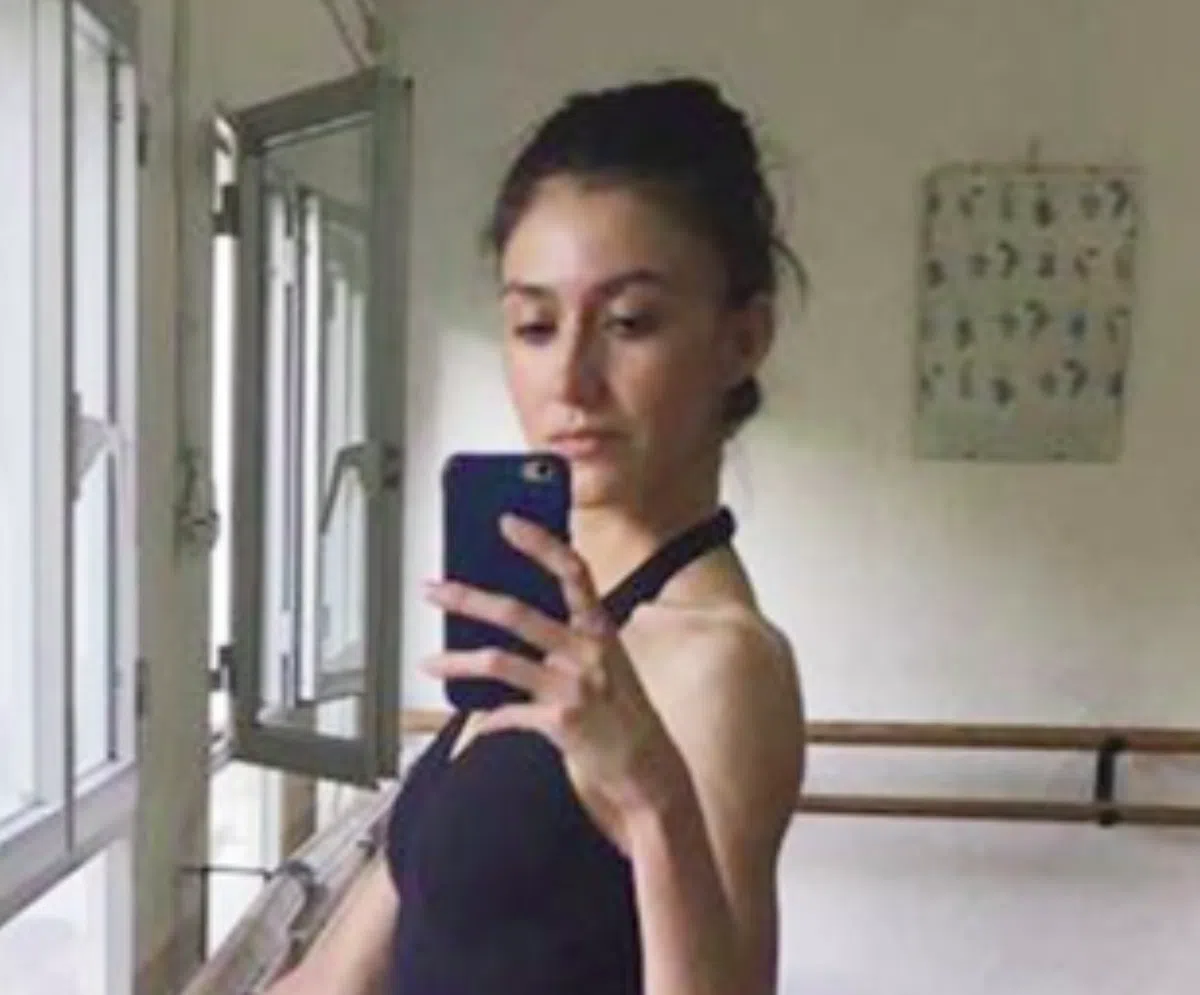 Испанскую балерину посадили в тюрьму за нападение на полицейских
