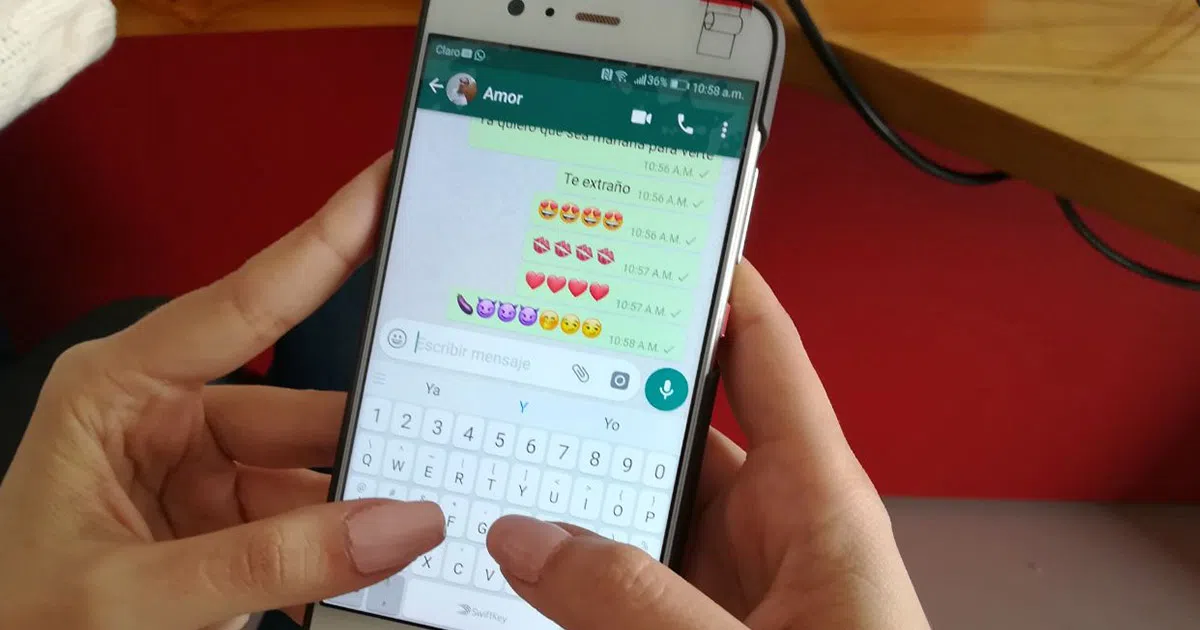 Испанца приговорили к 2 годам тюрьмы за то, что он читал WhatsApp жены
