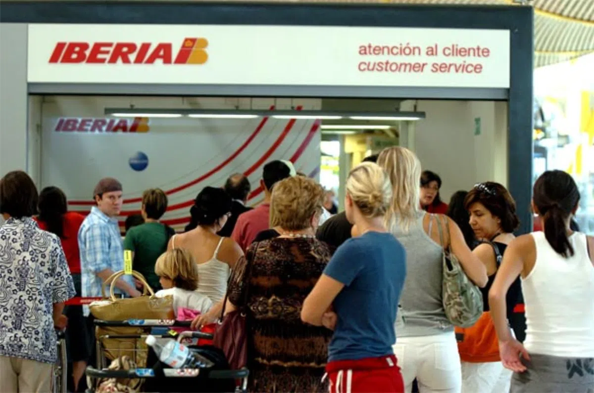 Сотрудники Iberia устроят забастовку в аэропорту Барселоны в предрождественские дни