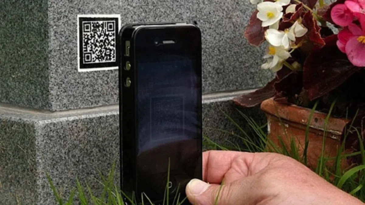 В Каталонии будут размещать QR-коды на надгробиях