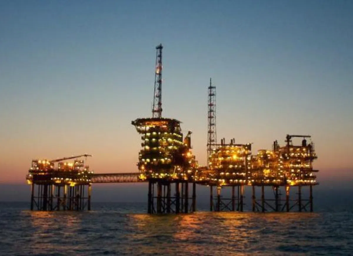Открыто месторождение нефти возле Канарских островов