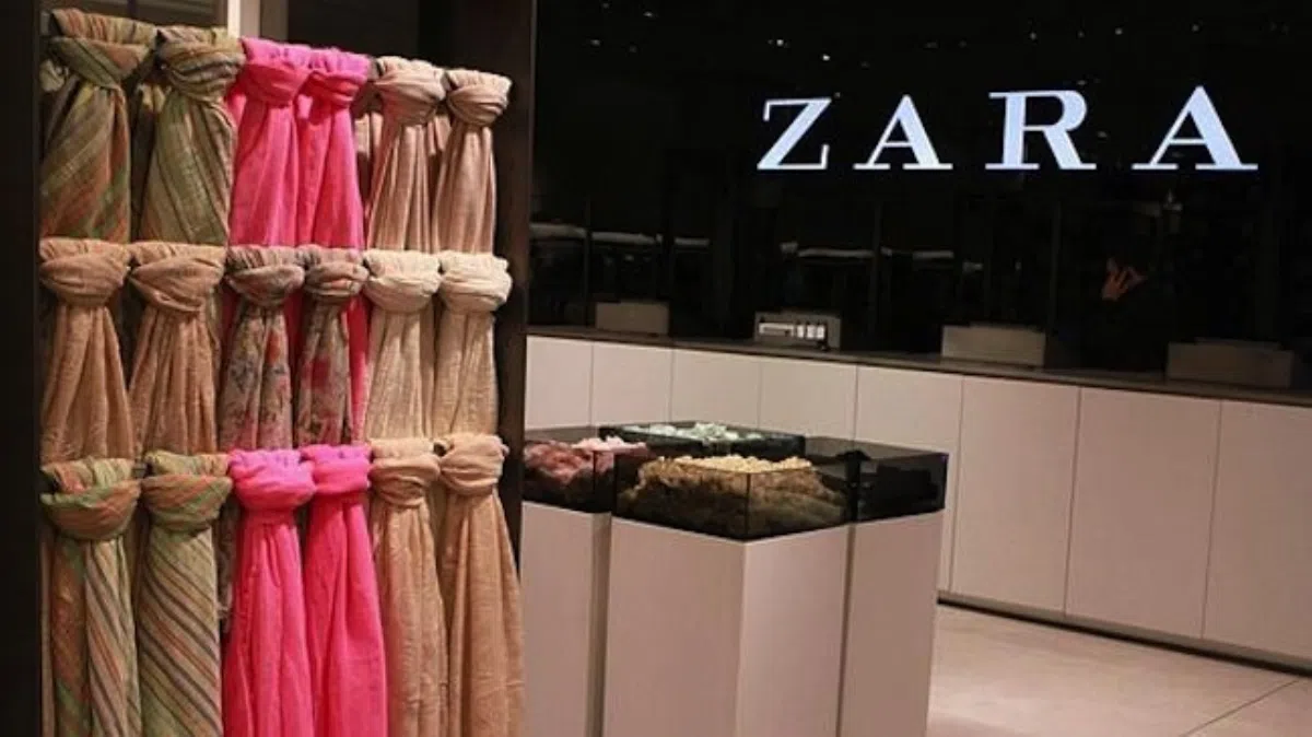 В магазинах Zara появятся контейнеры для старой одежды