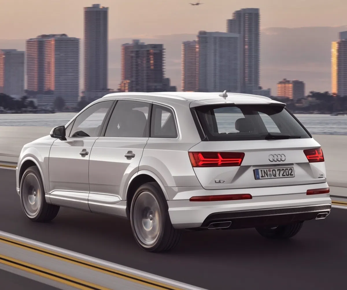 Внедорожник Audi Q7 через 2-3 года получит «заряженную» версию RS