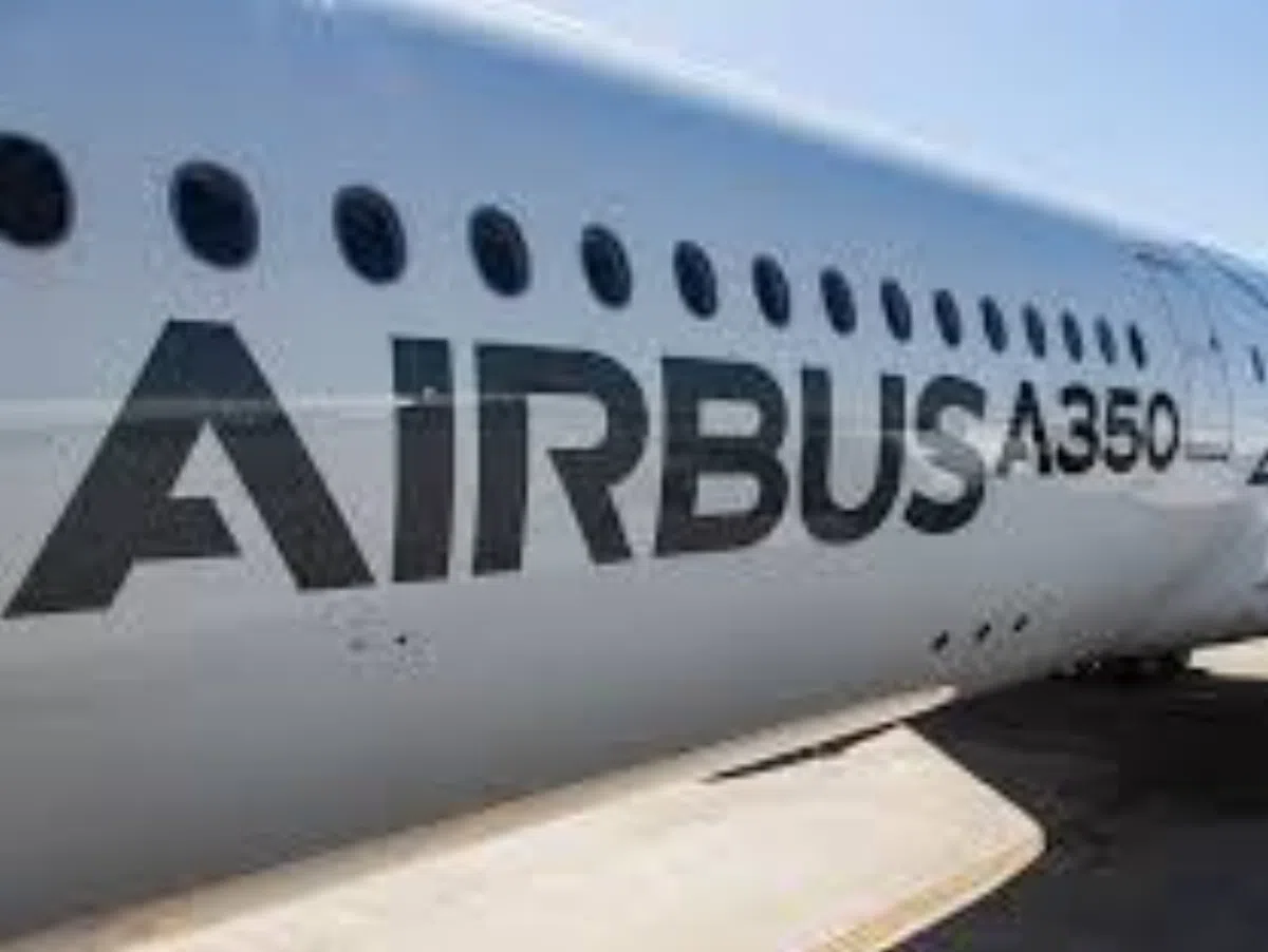 Airbus 350 XWB впервые приземлился в Испании