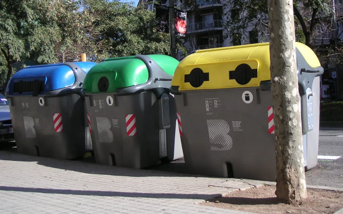 Жителей Барселоны обложат налогом на вынос мусора