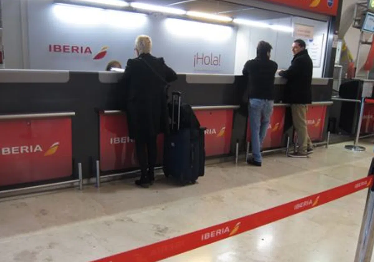 Авиакомпания Iberia распродает билеты со скидкой в 15%