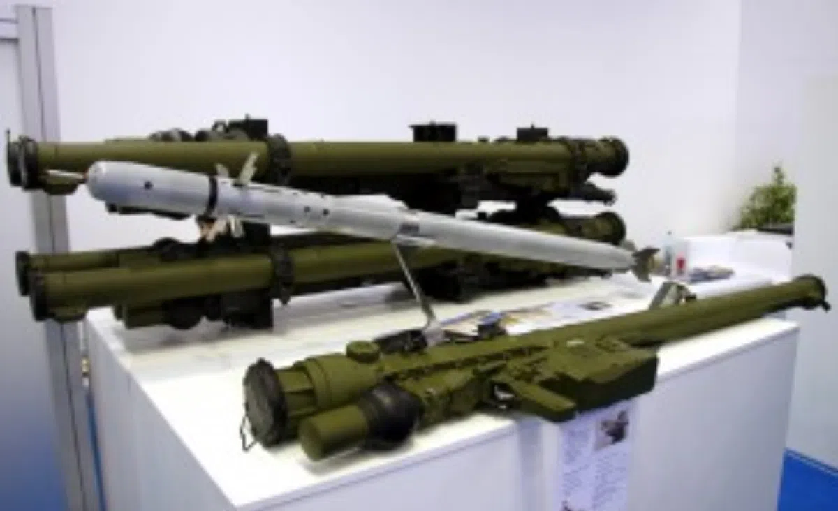 Испания экстрадировала в США индусов, подозреваемых в контрабанде ракет