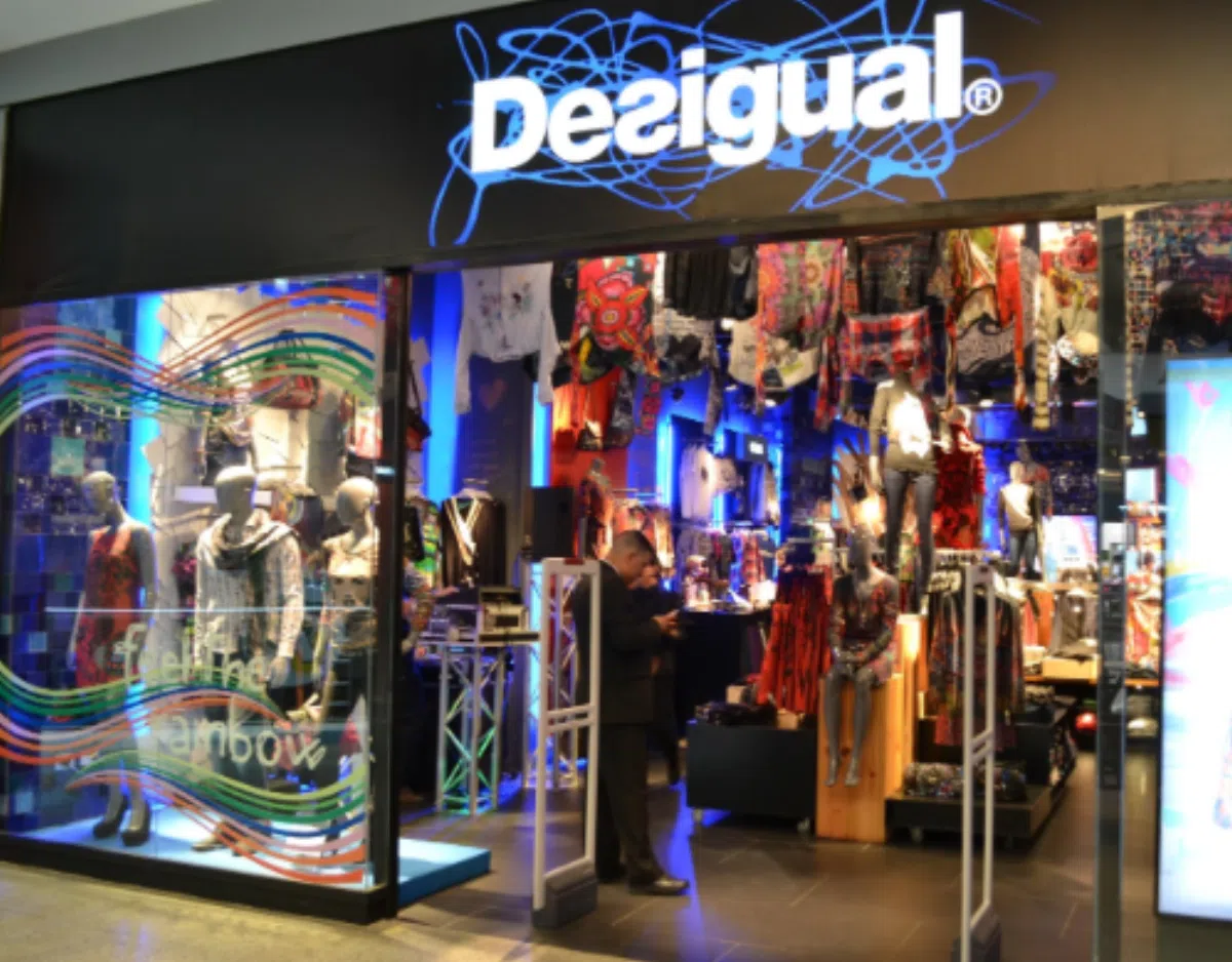 В России закрываются все магазины Desigual