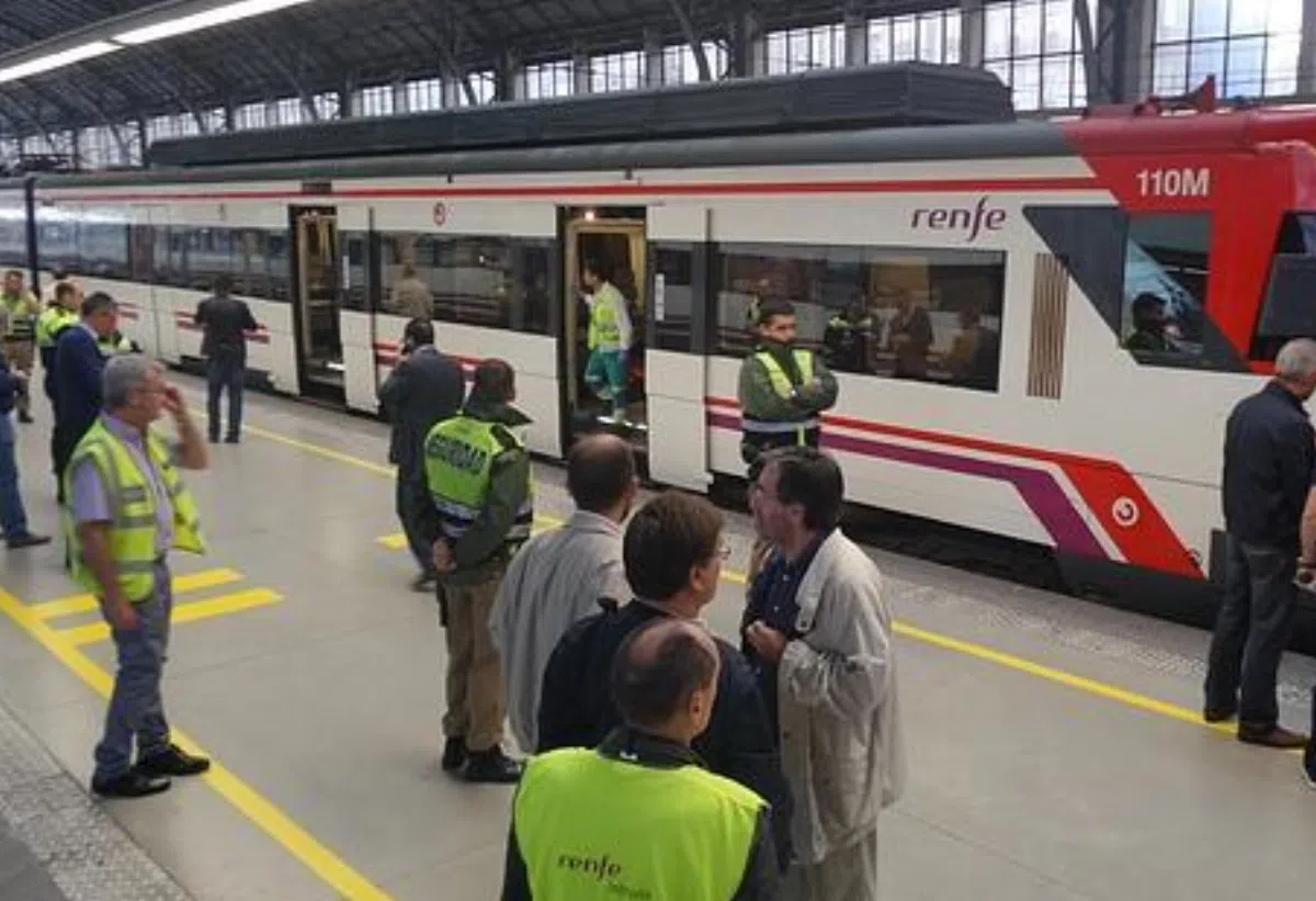 В ЖД-аварии в Бильбао пострадали 27 человек