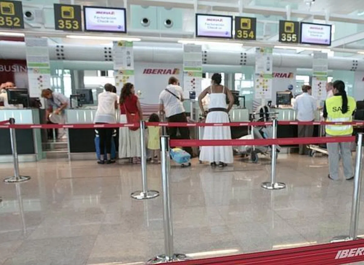 Сотрудники Iberia из аэропорта Барселоны проведут шесть круглосуточных забастовок