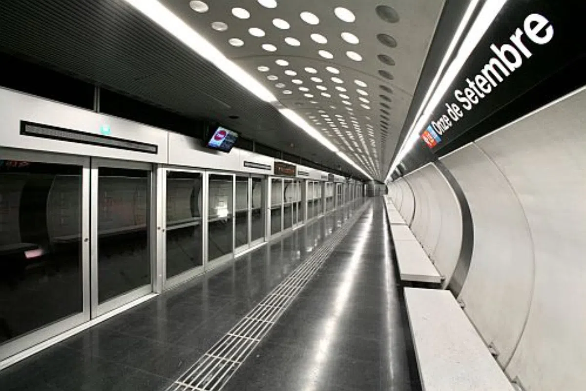 В Барселоне бастуют работники транспорта